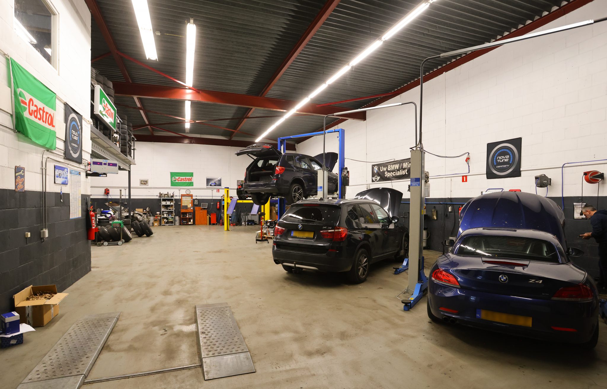Autobedrijf Henny van Doorn – BMW & Mini Specialist